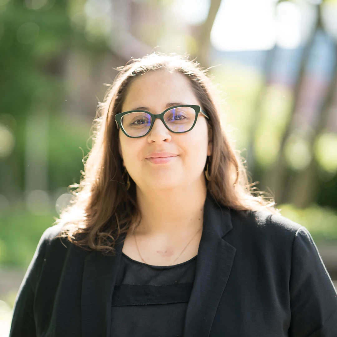 Arlene Fernández @ New Jersey Monuments to Migration and Labor, njmml.com